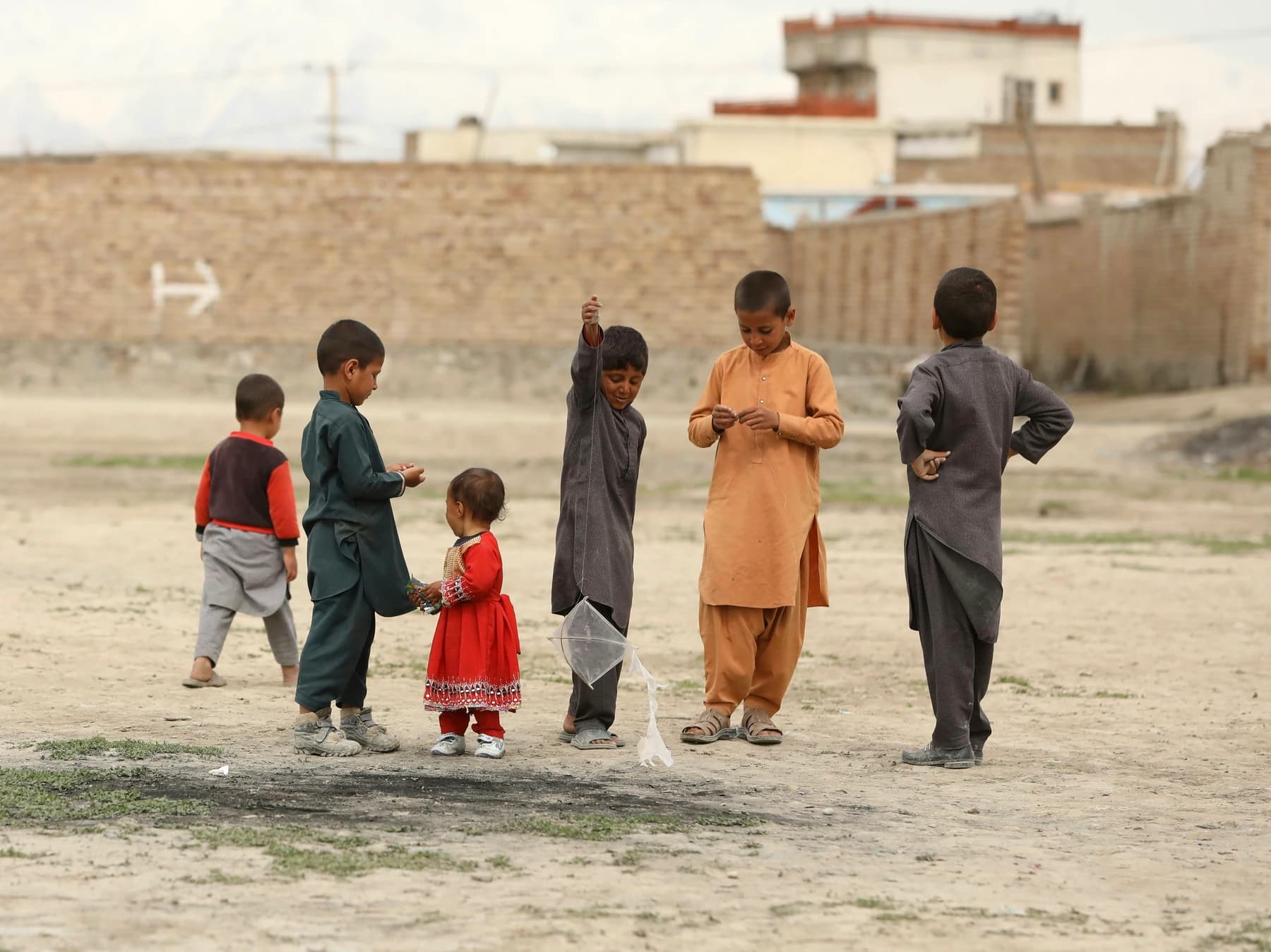 Children playing together in an Afghan neighbourhood