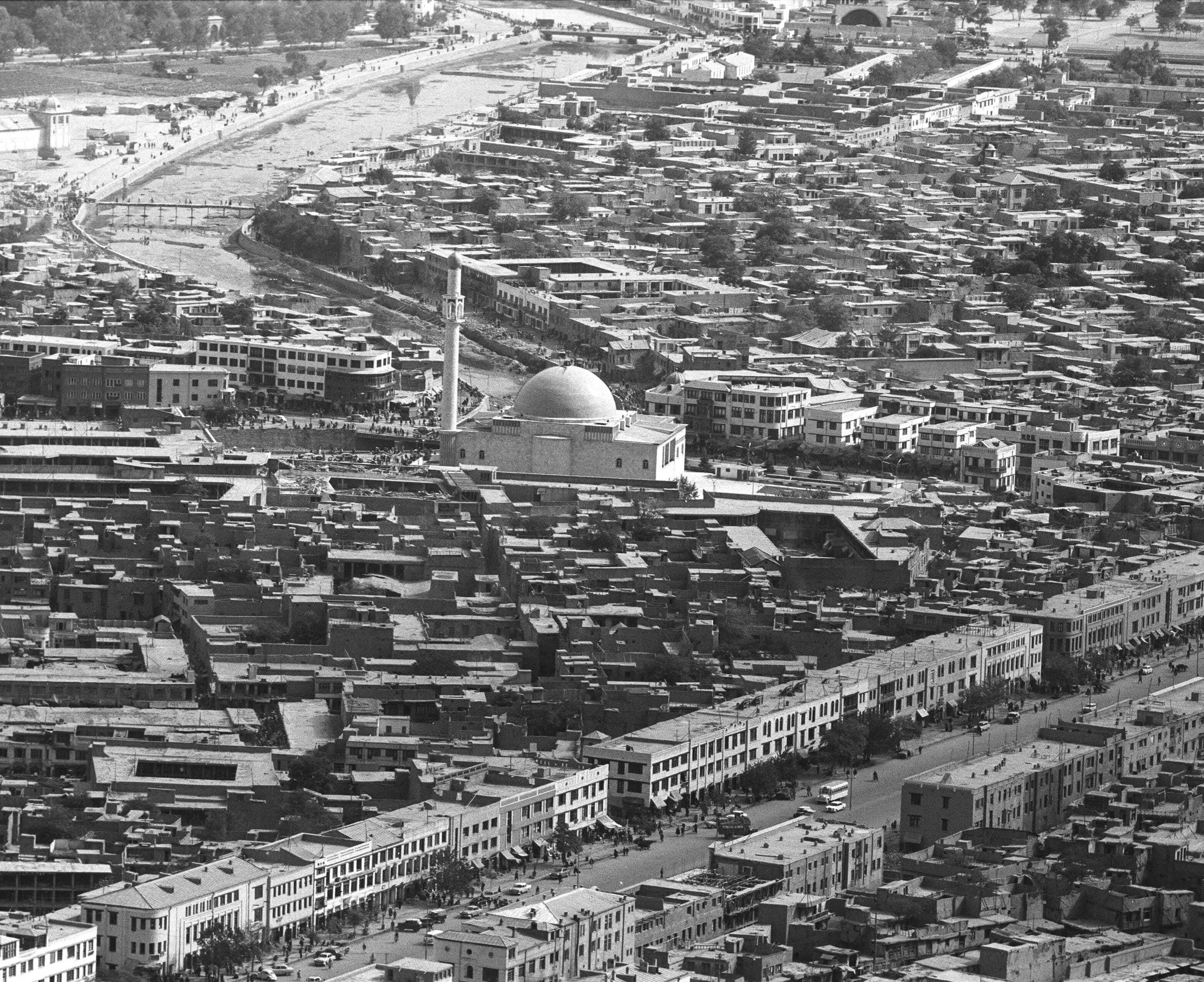 Kabul's old city and the Pul-e Khishti mosque beside the Kabul River, seen from the Noon Gun hill, photographed by Herbert Maeder in 1967