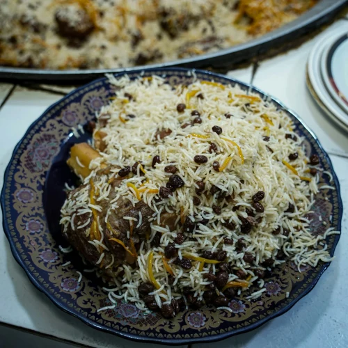 Kabuli palaw with rice, carrots and raisins